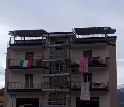 Lotto 1: APPARTAMENTO per civile abitazione ubicato alla via San Sebastiano del Comune di Sala Consilina (SA), distinto in Catasto Fabbricati al Foglio 10 Part. lla 726 Sub. 3 - Piano Primo, Categoria A/2, Classe 2, 6,5 vani, Superficie catastale mq. 144 Rendita catastale € 386,05;