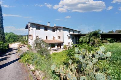 Complesso agricolo, sito nel Comune di Roma (RM), con...