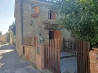 Intera piena proprietà di FABBRICATO costituita da...