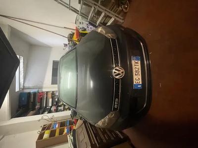 AUTOVETTURA VOLKSWAGEN GOLF 