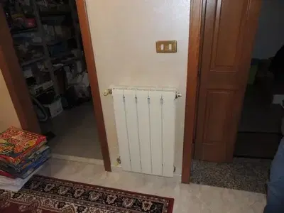 Quota di 1/4 del diritto di proprietà dell'appartamento a piano primo con...