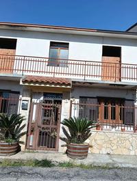 A. Appartamento, Foglio 10, particella 495, sub. 3,...