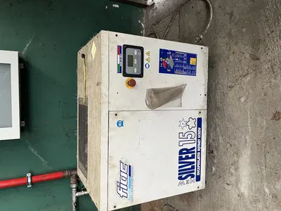 Lotto 9 - costituito da: N.1 COMPRESSORE MARCA FIAC NEW SILVER 15