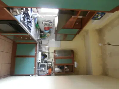 Diritti di piena proprietà su appartamento sito nel Comune di MASSA FERMANA (FM), Via della Repubblica n. 25/B, frazione CAPOLUOGO quartiere CENTRO, della superficie commerciale di 147,15 mq, distinto al catastale:foglio 7 particella 97 sub. 10 (catasto fabbricati), categoria A/2, classe 2, consistenza 5 vani, rendita 144,61 Euro, indirizzo catastale: Via della Repubblica, n. 15, piano: TERZO.Coerenze: Confini con via Della Repubblica.