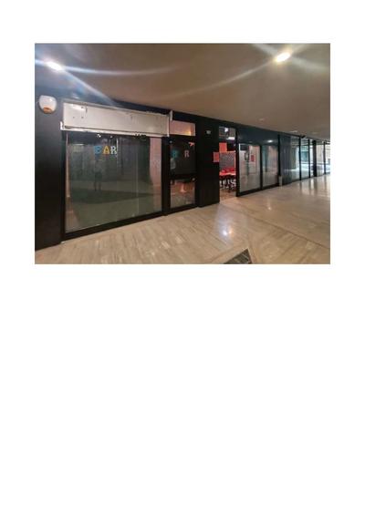 Negozio attualmente adibito a bar, sito in Via Martiri dei lager (Centro “Ottagono”), in posizione comoda e ben servita, afferisce ad un edificio di recente costruzione, si sviluppa al piano terra e presenta una superficie utile netta complessiva pari a circa mq 61,60 (sup. comm.le mq. 64,10).Discrete condizioni di manutenzione.La divisione interna è la seguente: negozio, antibagno e bagno.
