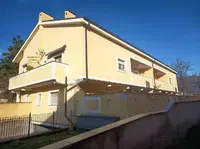 1/1 di piena proprietà di immobili inagibili soggetti a...