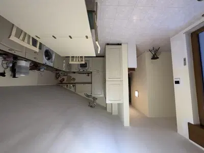 Quota 1/2 di appartamento al piano quarto sito a Altamura (BA), in via Monte...
