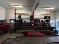76 pneumatici nuovi di varie marche e misure Per...