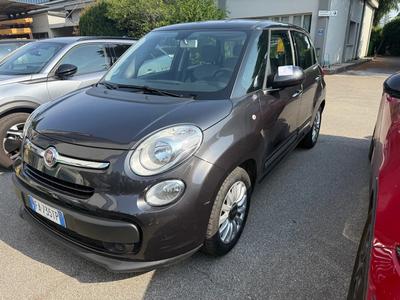 Autovettura Fiat 500 L targata FA735TP