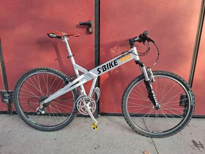 Bicicletta mountain-bike marca S'BIKE modello 700