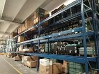 STOCK DI SCAFFALATURE 