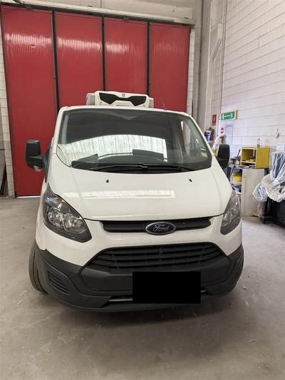 Lotto 4: AUTOCARRO FORD Autocarro Ford Transit Custom e furgonato Ford Transit Custom coibentato dotato di gruppo frigorifero. 