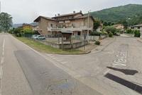 Trattasi unità immobiliare ad uso negozio/bar posto al...