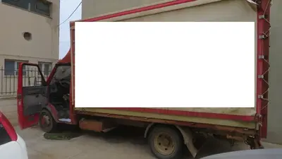 Lotto unico costituito da:Bene n.1 : Autocarro Fiat IvecoBene n. 2: Fiat Punto Van