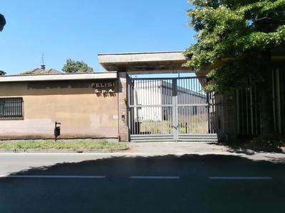 Area con soprastanti edifici vetusti in stato di abbandono sita in Codogno (LO), viale Trento n. 30 denominata “Ex Felisi”. (sesto esperimento con offerta cauzionata)