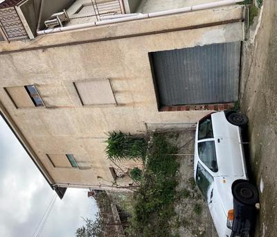 Piena proprietà, per la quota di 1000/1000, di...