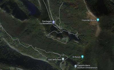piena proprietà di terreni agricoli di forma in genere irregolare