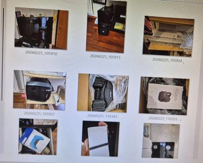 TV color 65" LgPC da tavolo ASUSFriggitrice ad aria HisenseStampante HPDeskjet 3750,Giubbotto Zavorrato Fitness nuovo in scatolaPlaystation 5,Bilancia pesa personeCasco HJCGiubbotto di pelleCiaspole da montagnaZaino da montagnaGiubbino da montagna QhechuaVentilatoreCasco GIVICasco da biciclettaBicicletta mountain bikeSacco da boxen.2 borse da motoCarica batterie per autoAttrezzi da lavoro + trapano, sega circolareScaffaletto nuovo impacchettaton.6 Gomme auto