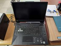 PC e laptop, stampante, mouse, tastiere e arredamento...