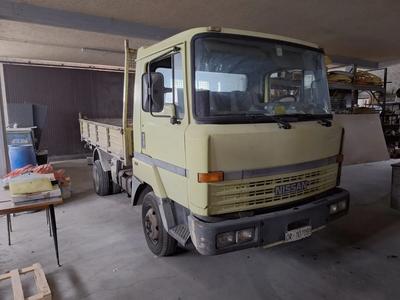 Autocarro NissanPer visionare la documentazione...