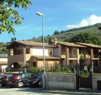 Unità abitativa compresa in una porzione di un edificio...