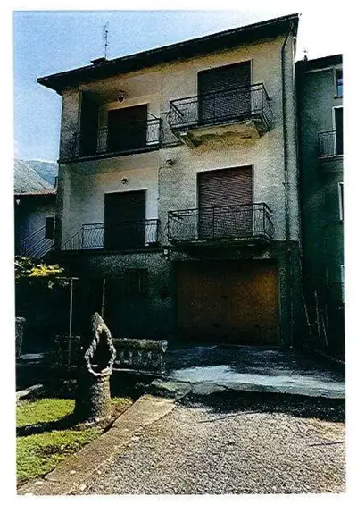 LOTTO 3 avviso di vendita (lotto 5 lettere C e F della perizia datata 13...