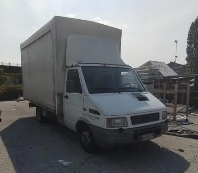 LOTTO 1 - AUTOCARRO IVECO FIAT 35 12 3 6 TARGATO AH633ZT ANNO...