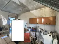 Appartamento di civile abitazione (sub.2) e locale...