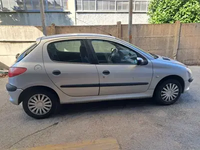 Autovettura Peugeot 206  tg. CB161KL, anno 2002 - L.G. Fima Service Srl
