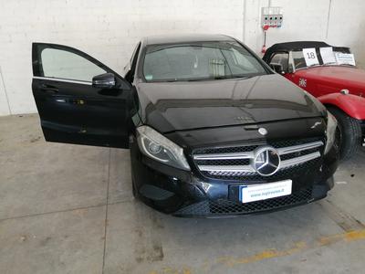 Autovettura MERCEDES Classe A targata FP251JD