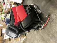 Lavasciuga pavimenti OMM 500 Compact Bull a batteria,...