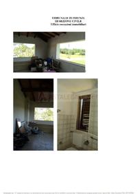 Unità immobiliare che si sviluppa su due piani: piano...