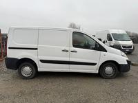 Furgone Fiat Scudo targato DT900TY