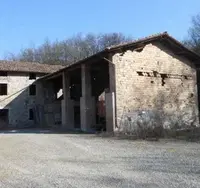 Lotto 3) Piena ed esclusiva proprietà di fabbricato...