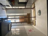 Intera proprietà di appartamento ubicato al piano terzo e cantina ubicata al piano seminterrato del fabbricato sito in Benevento, Via Salerno n.8 - Rione Libertà.
