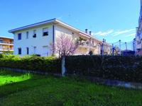 Unità immobiliari facenti parte di un fabbricato in...