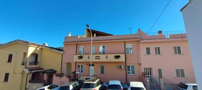 Appartamento ubicato a Nuoro (NU) - Via Flumendosa 35, piano S1....