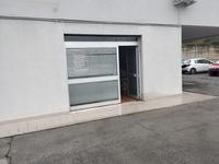 Unità immobiliare costituita da unico locale (negozio)...