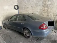 Autovettura per trasporto di persone, marca...