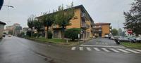 Negozio ubicato al piano terra di palazzina condominiale...