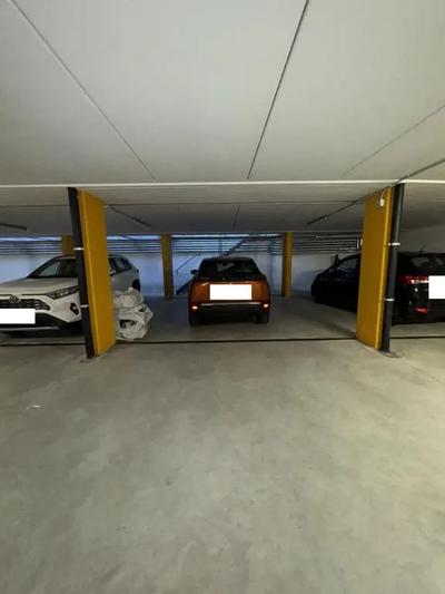 Posto auto coperto, sup. comm. 33 al piano interrato.Condizione per...