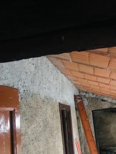 Piena e intera proprietà (1/1) di fabbricato utilizzato...