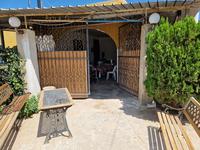 Appartamento con limitrofo garage ed annessa corte comune