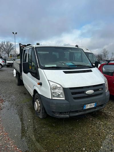 Autocarro Ford Transit targato DT136CP, telaio...