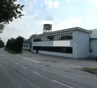Vendesi complesso produttivo con terreno edificabile, in...