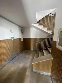 Appartamento di civile abitazione, con cantina e garage...