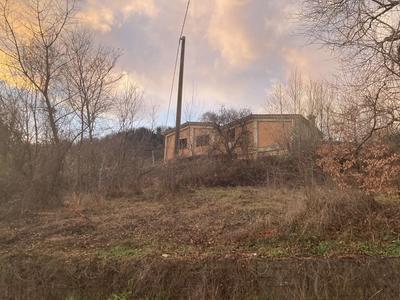 Rustico e terreno agricolo, per la quota di 1/1 di piena proprietà, in Monte...