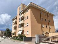 diritti di piena proprietà su unità immobiliare di...