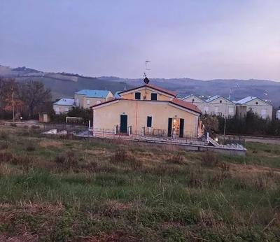 Ampio e lucente appartamento sito in Montegranaro