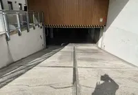 Quota intera di piena proprietà di posto auto coperto...